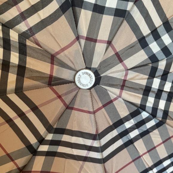 BURBERRY umbrella - Picture 3 of 5